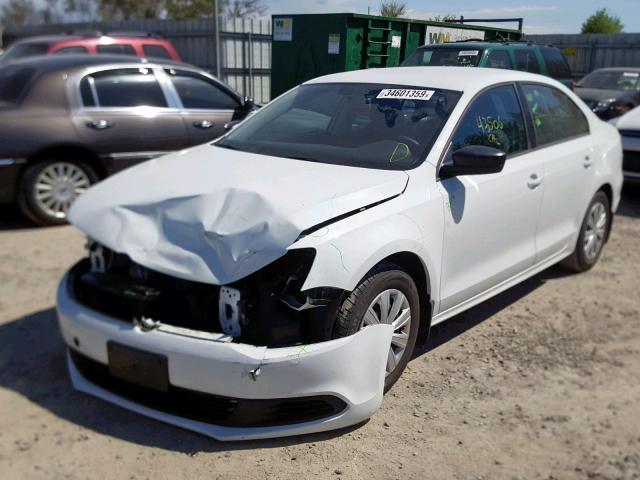 3VW2K7AJ9EM416424 - 2014 VOLKSWAGEN JETTA BASE WHITE photo 2