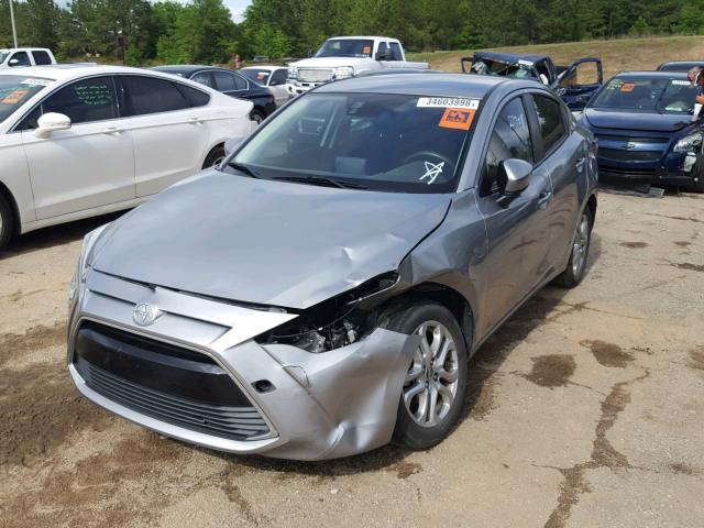 3MYDLBZV6GY102259 - 2016 TOYOTA SCION IA SILVER photo 2