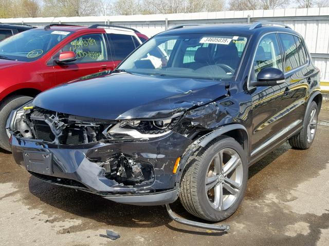 WVGUV7AX2HK019426 - 2017 VOLKSWAGEN TIGUAN SPO შავი ფოტო 2