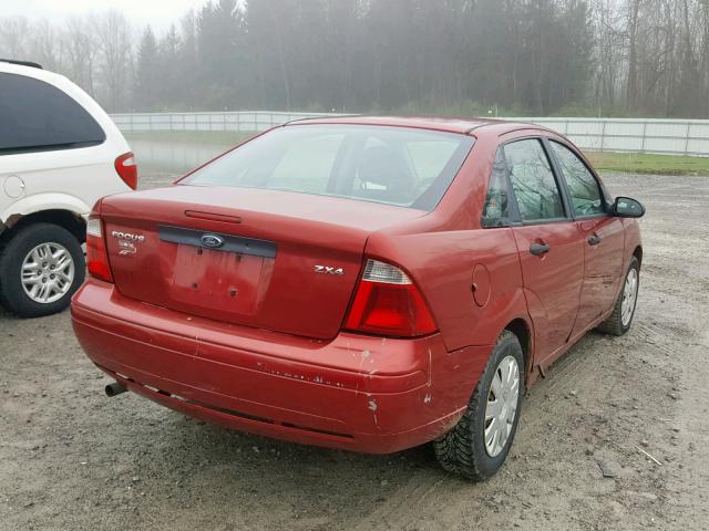 1FAHP34N65W178544 - 2005 FORD FOCUS ZX4 RED photo 4