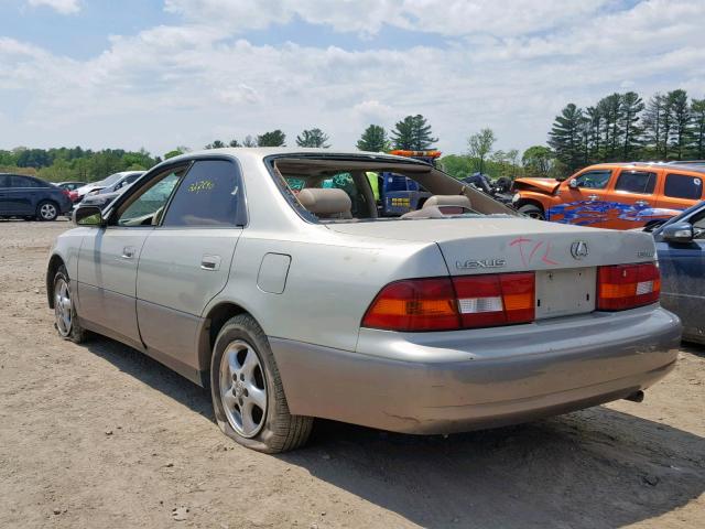 JT8BF22G2V0029714 - 1997 LEXUS ES 300 GOLD photo 3