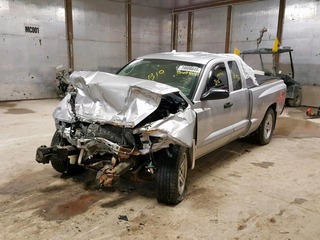 1D7HW42K87S103677 - 2007 DODGE DAKOTA SLT SILVER photo 2