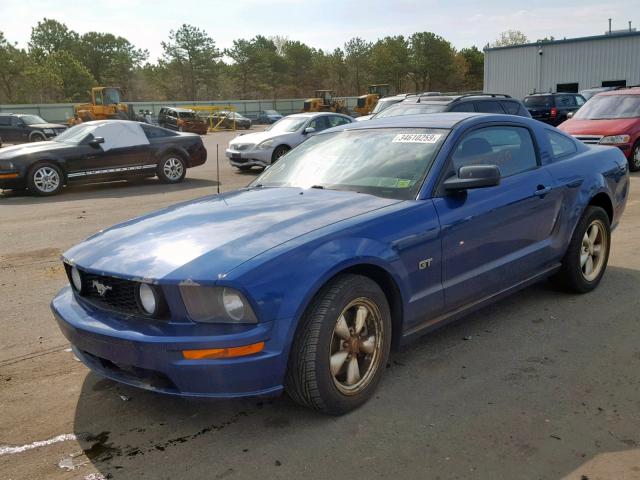 1ZVFT82H775331610 - 2007 FORD MUSTANG GT BLUE photo 2