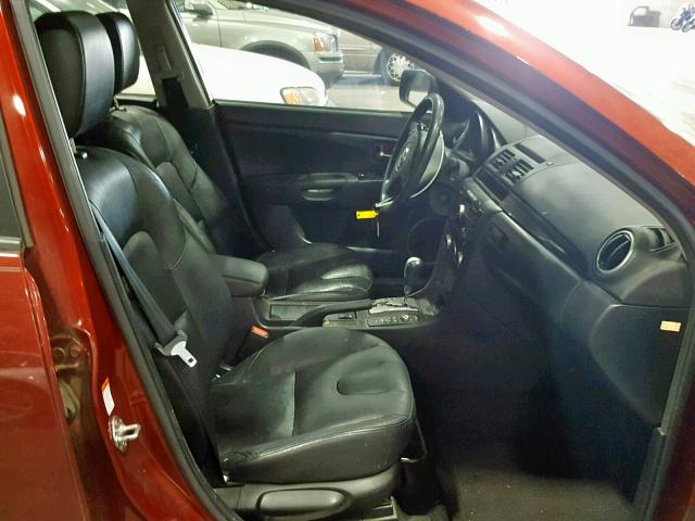 JM1BK343681165288 - 2008 MAZDA 3 HATCHBAC MAROON photo 5