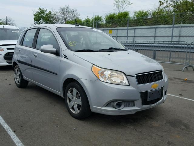 KL1TD6DE1AB099936 - 2010 CHEVROLET AVEO LS SILVER photo 1