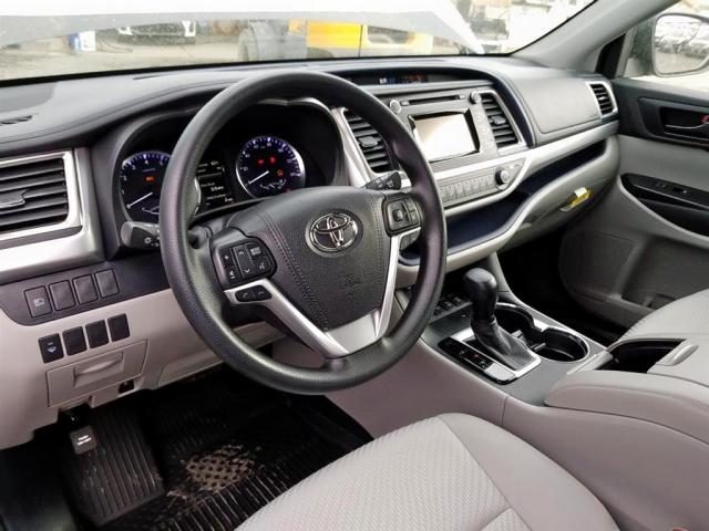 5TDBZRFH5KS947339 - 2019 TOYOTA HIGHLANDER BLACK photo 5