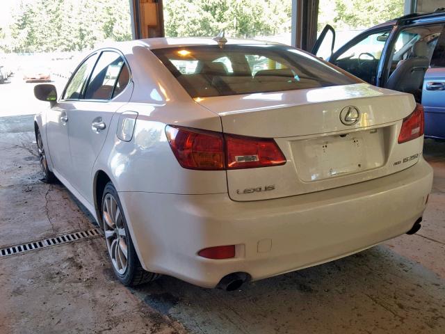 JTHCK262072013324 - 2007 LEXUS IS 250 WHITE photo 3