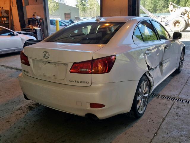 JTHCK262072013324 - 2007 LEXUS IS 250 WHITE photo 4