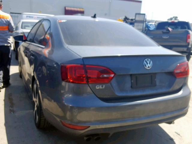 3VW4A7AJ3DM401850 - 2013 VOLKSWAGEN JETTA GLI GRAY photo 3