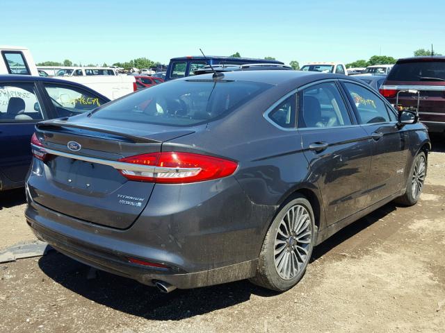 3FA6P0RU8HR128760 - 2017 FORD FUSION TIT GRAY photo 4