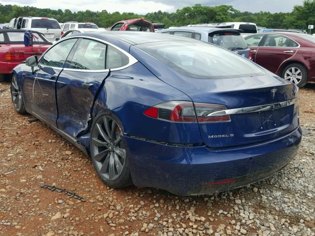 5YJSA1E29HF224614 - 2017 TESLA MODEL S أزرق صورة 3