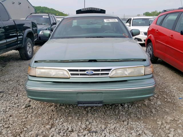 2FALP74W2VX168592 - 1997 FORD CROWN VICT GREEN photo 9