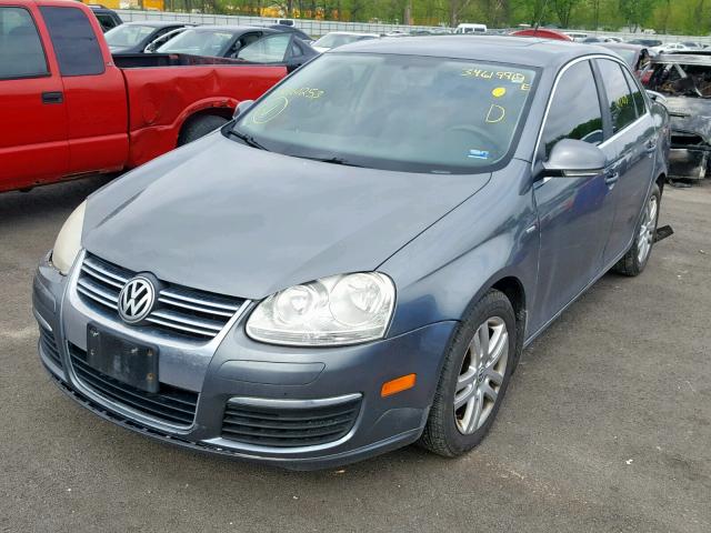 3VWEF71K77M161253 - 2007 VOLKSWAGEN JETTA WOLF GRAY photo 2