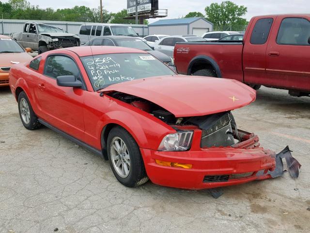 1ZVFT80N465146440 - 2006 FORD MUSTANG RED photo 1