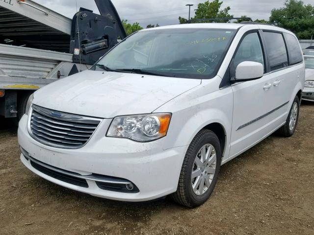 2C4RC1BG8ER382970 - 2014 CHRYSLER TOWN & COU WHITE photo 2