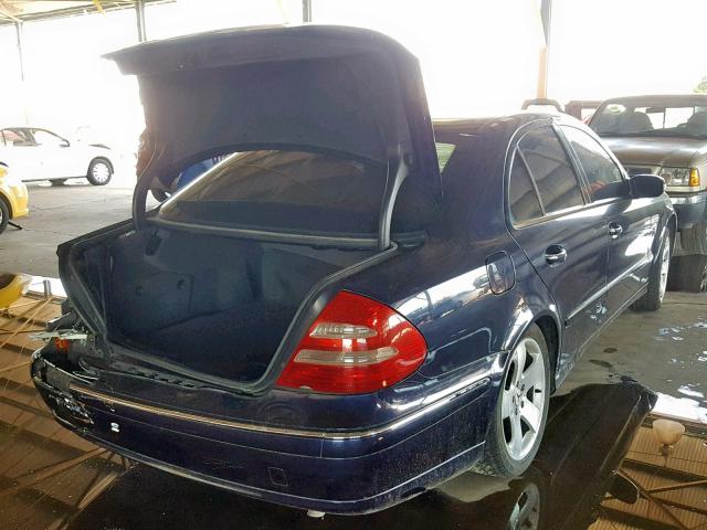 WDBUF65J63A126641 - 2003 MERCEDES-BENZ E 320 BLUE photo 4