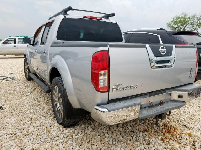 1N6AD0ER2AC410988 - 2010 NISSAN FRONTIER CREW CAB SE  photo 3