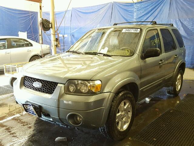 1FMCU94156KC43837 - 2006 FORD ESCAPE LIM GREEN photo 2