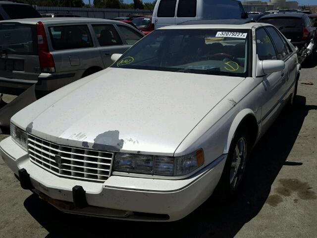 1G6KY529XVU838906 - 1997 CADILLAC SEVILLE ST WHITE photo 2