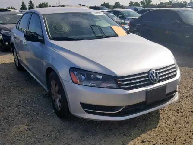 1VWAP7A36DC067477 - 2013 VOLKSWAGEN PASSAT S SILVER photo 1