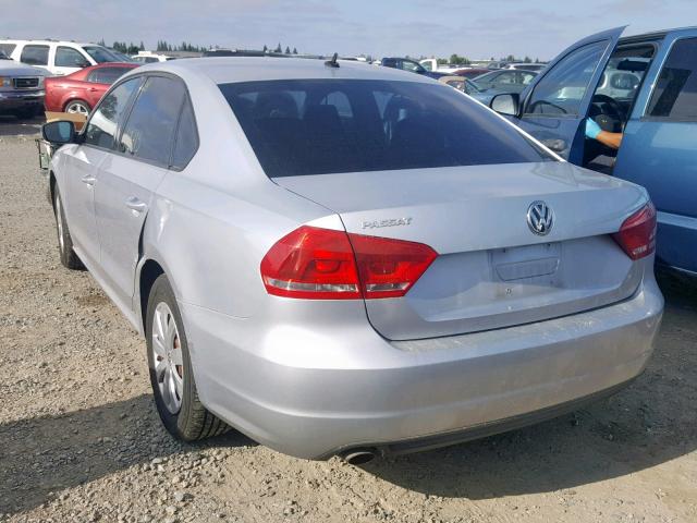 1VWAP7A36DC067477 - 2013 VOLKSWAGEN PASSAT S SILVER photo 3