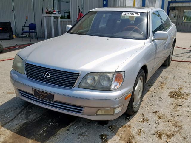 JT8BH28F8X0162330 - 1999 LEXUS LS 400 SILVER photo 2