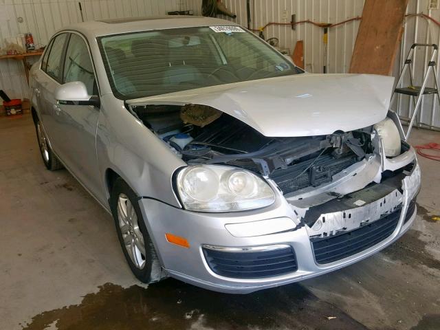 3VWRL71K99M135668 - 2009 VOLKSWAGEN JETTA TDI SILVER photo 1