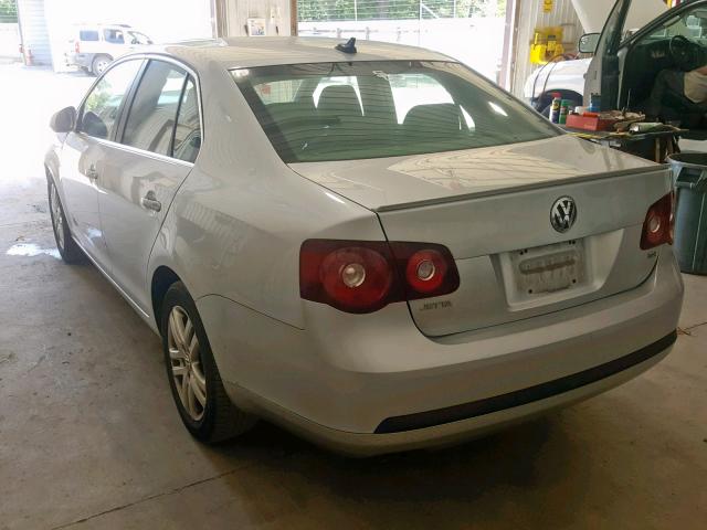 3VWRL71K99M135668 - 2009 VOLKSWAGEN JETTA TDI SILVER photo 3