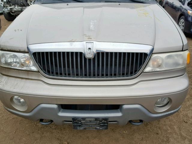 5LMFU28A7YLJ21716 - 2000 LINCOLN NAVIGATOR 棕色 照片 7