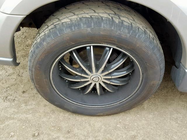 5LMFU28A7YLJ21716 - 2000 LINCOLN NAVIGATOR 棕色 照片 9