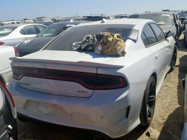 2C3CDXEJ2JH290772 - 2018 DODGE CHARGER SR WHITE photo 4