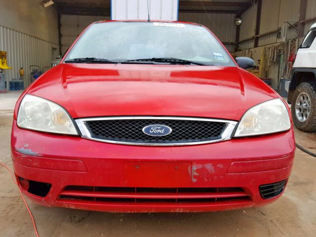 1FAFP31N96W157314 - 2006 FORD FOCUS ZX3 RED photo 9