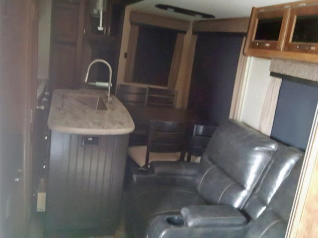 573FR3623K3319820 - 2019 GRAN REFLECTION TWO TONE photo 6