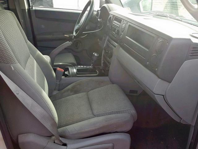 1J8HG48K66C207133 - 2006 JEEP COMMANDER 银色 照片 5