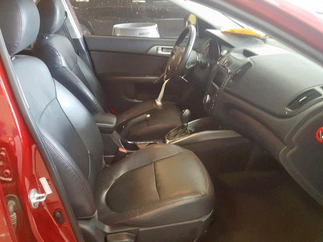 KNAFW5A39B5356206 - 2011 KIA FORTE SX RED photo 5