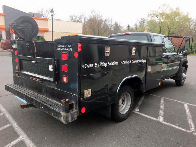 1GBJC39UX7E158592 - 2007 CHEVROLET SILVERADO BLACK photo 4