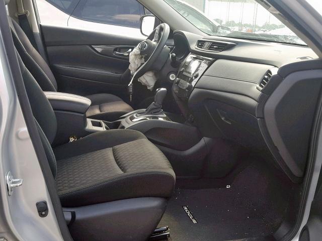 JN8AT2MT6HW383208 - 2017 NISSAN ROGUE S SILVER photo 5