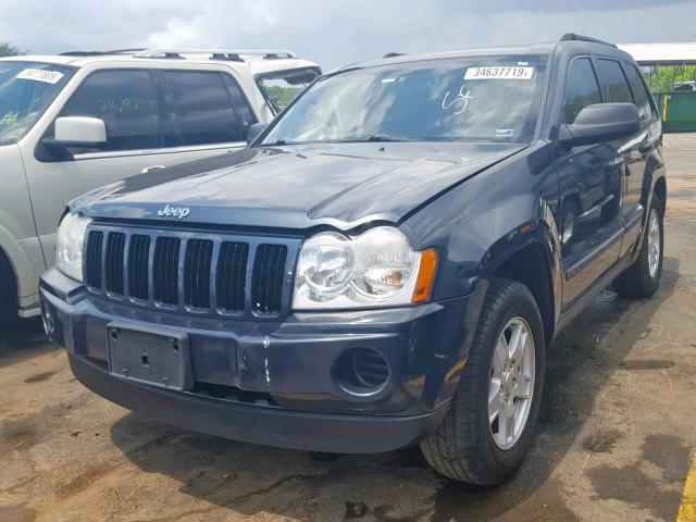 1J8GR48K27C554840 - 2007 JEEP GRAND CHER GRAY photo 2