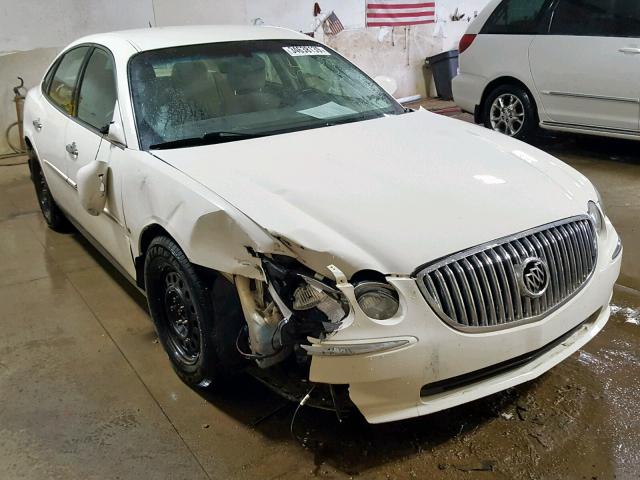 2G4WC582381344535 - 2008 BUICK LACROSSE C WHITE photo 1