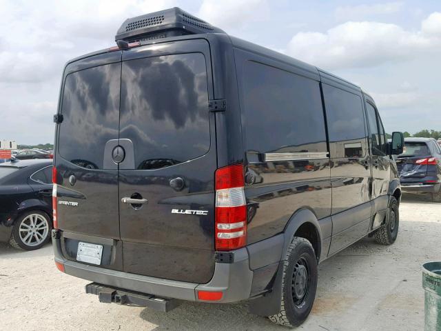 WD4PE7CC9E5941624 - 2014 MERCEDES-BENZ SPRINTER 2 BLACK photo 4