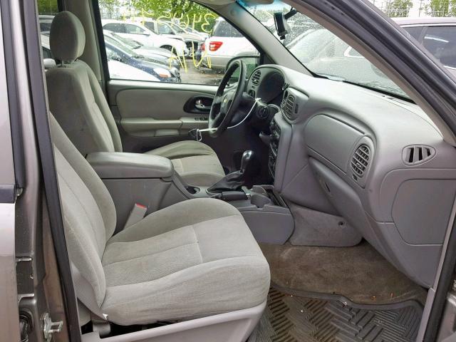 1GNDS13S152285308 - 2005 CHEVROLET TRAILBLAZE TAN photo 5