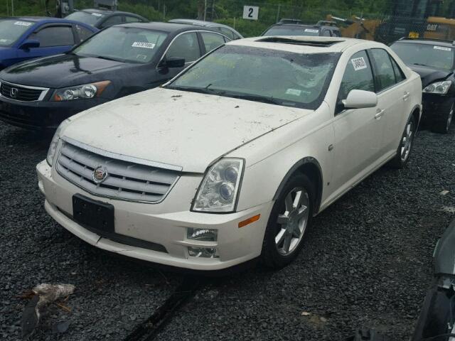 1G6DW677370118546 - 2007 CADILLAC STS WHITE photo 2