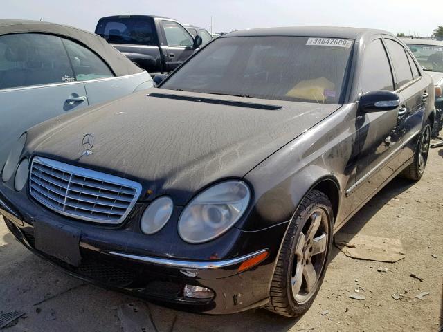 WDBUF65J95A637988 - 2005 MERCEDES-BENZ E 320 BLACK photo 2