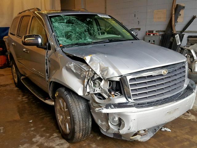 1A8HW58258F152295 - 2008 CHRYSLER ASPEN LIMI SILVER photo 1