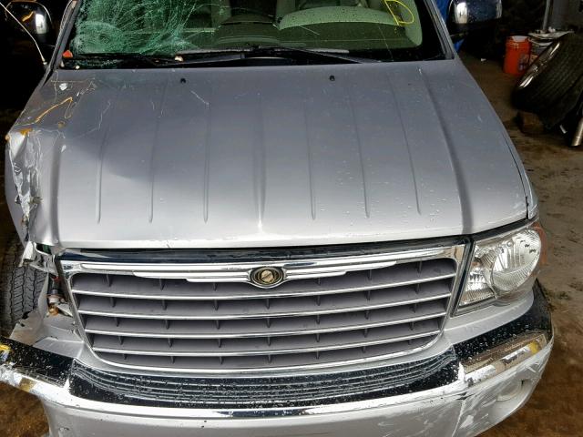 1A8HW58258F152295 - 2008 CHRYSLER ASPEN LIMI SILVER photo 7