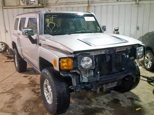 5GTDN136068137208 - 2006 HUMMER H3 SILVER photo 1