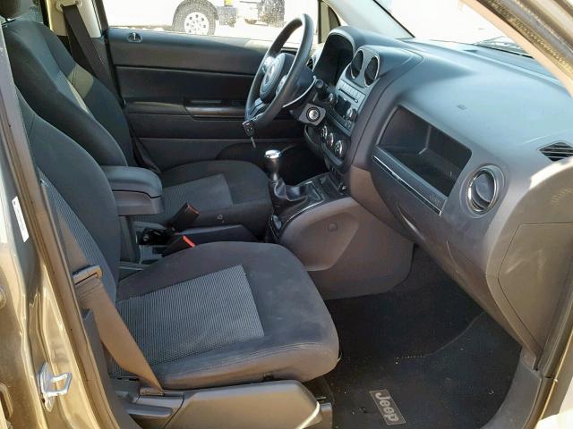 1J4NT1FAXBD243193 - 2011 JEEP COMPASS SP Сұр фото 5