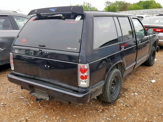 1GNCS13W6P2135891 - 1993 CHEVROLET BLAZER S10 BLACK photo 4