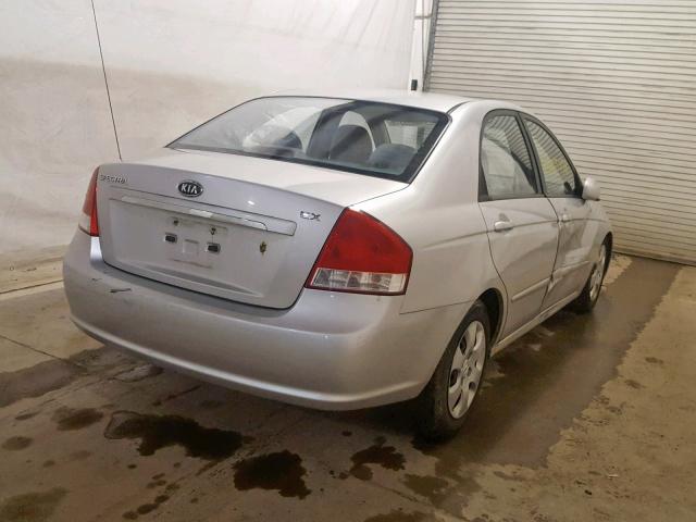 KNAFE222995648066 - 2009 KIA SPECTRA EX SILVER photo 4