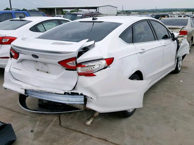 3FA6P0G73GR340395 - 2016 FORD FUSION S WHITE photo 4